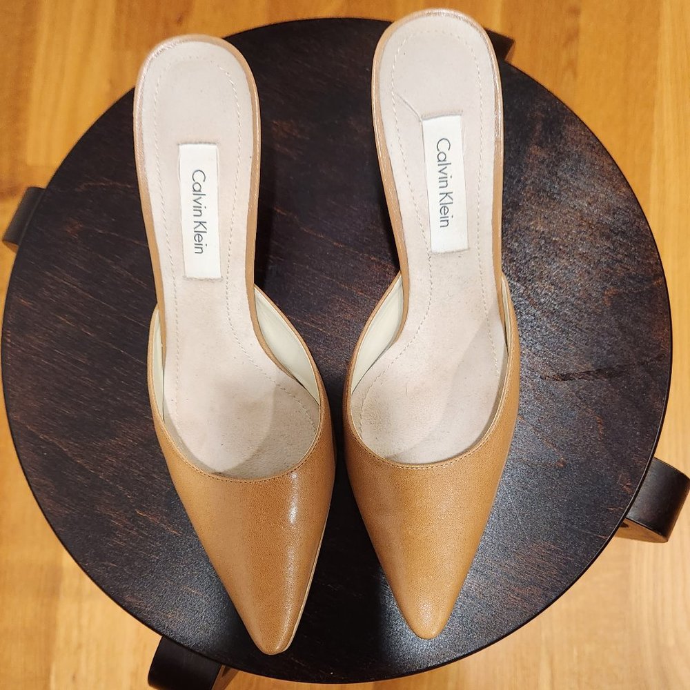 Calvin Klein Mules in Camel with stacked heels - size 7.5